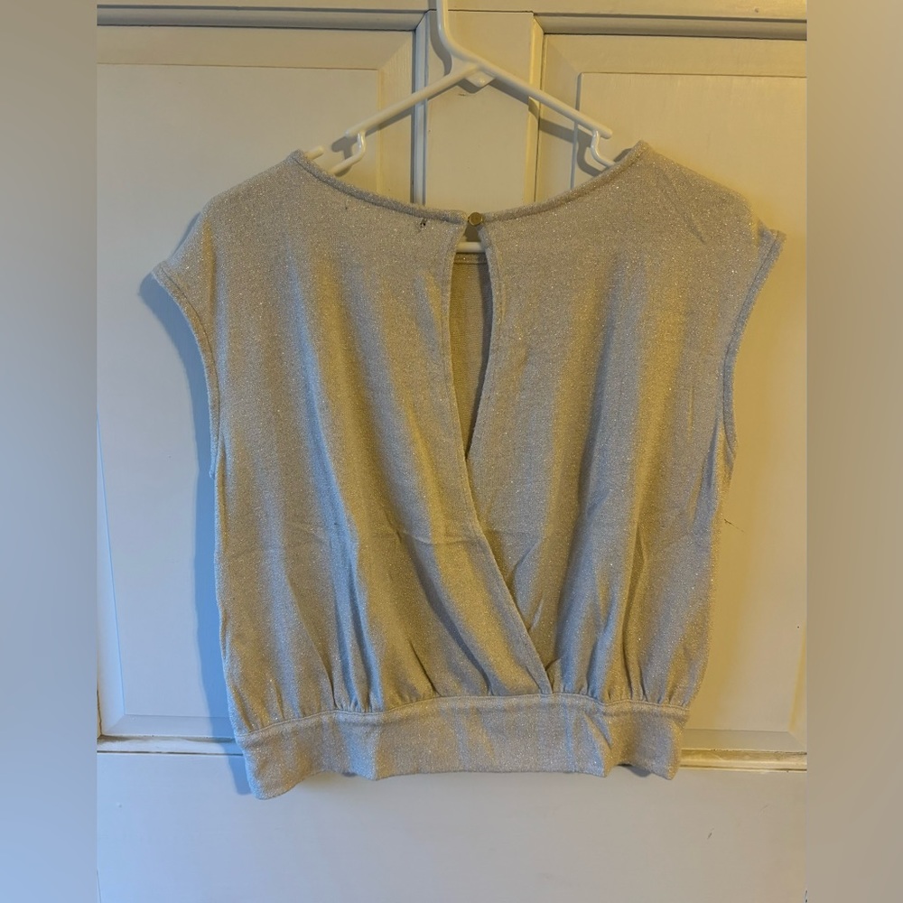 Banana Republic White Shimmery Top - Picture 3 of 4